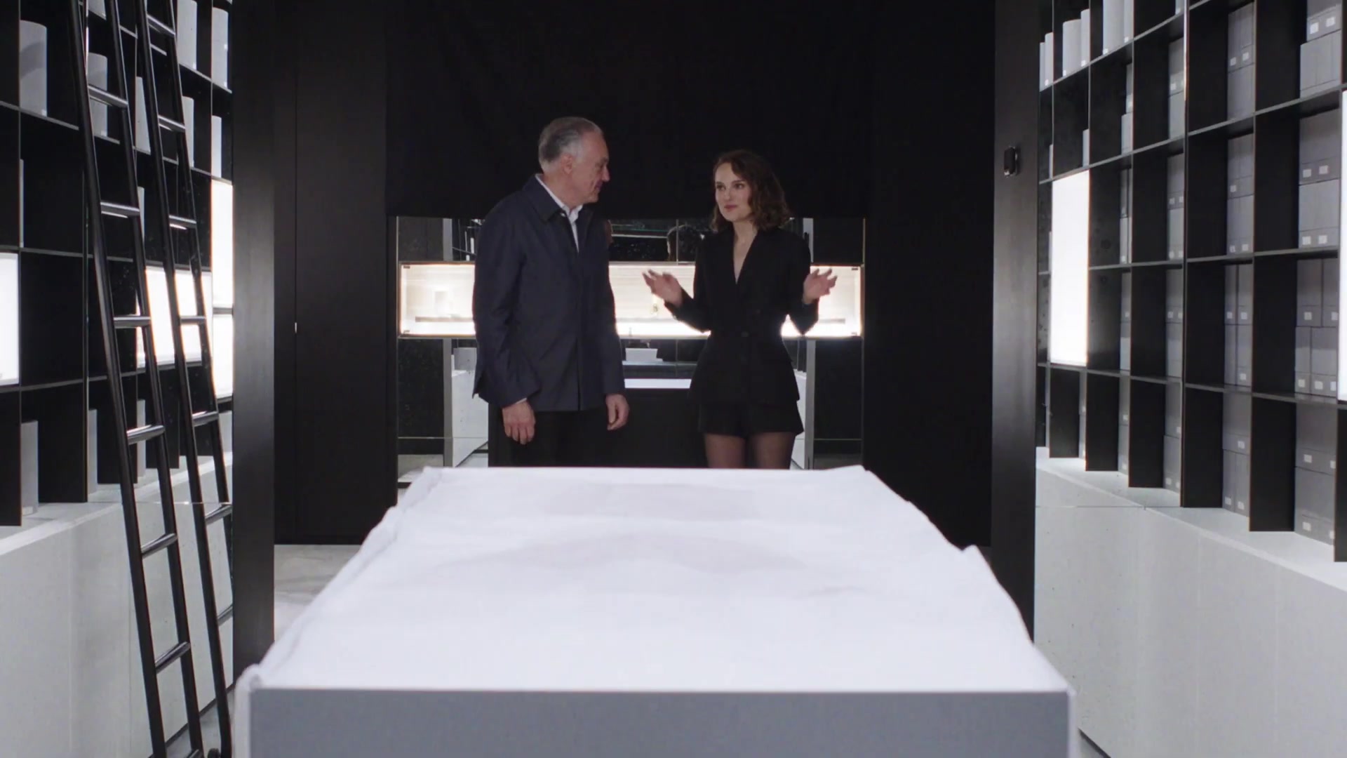 Miss_Dior_-_A_Miss_in_Paris_Episode_4-00_00_06_440.jpeg