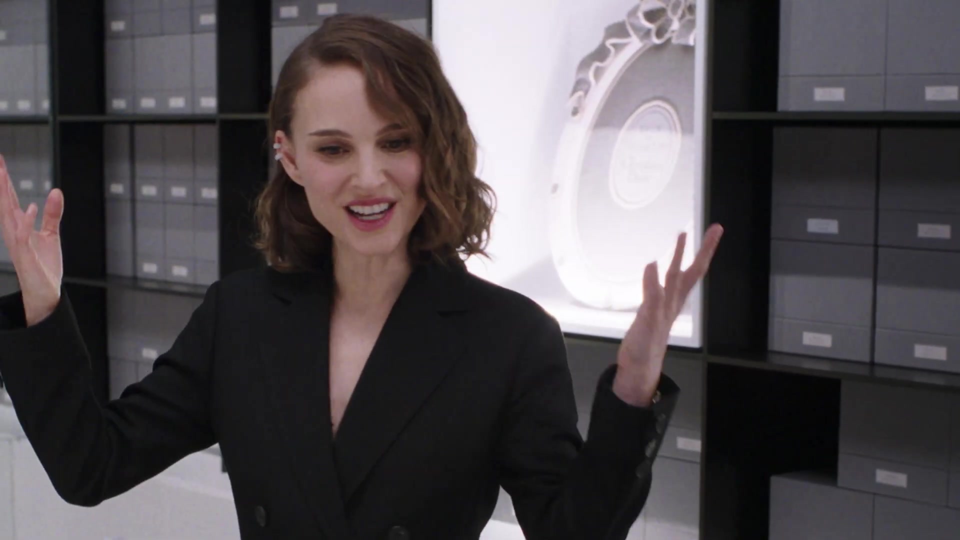 Miss_Dior_-_A_Miss_in_Paris_Episode_4-00_00_46_440.jpeg
