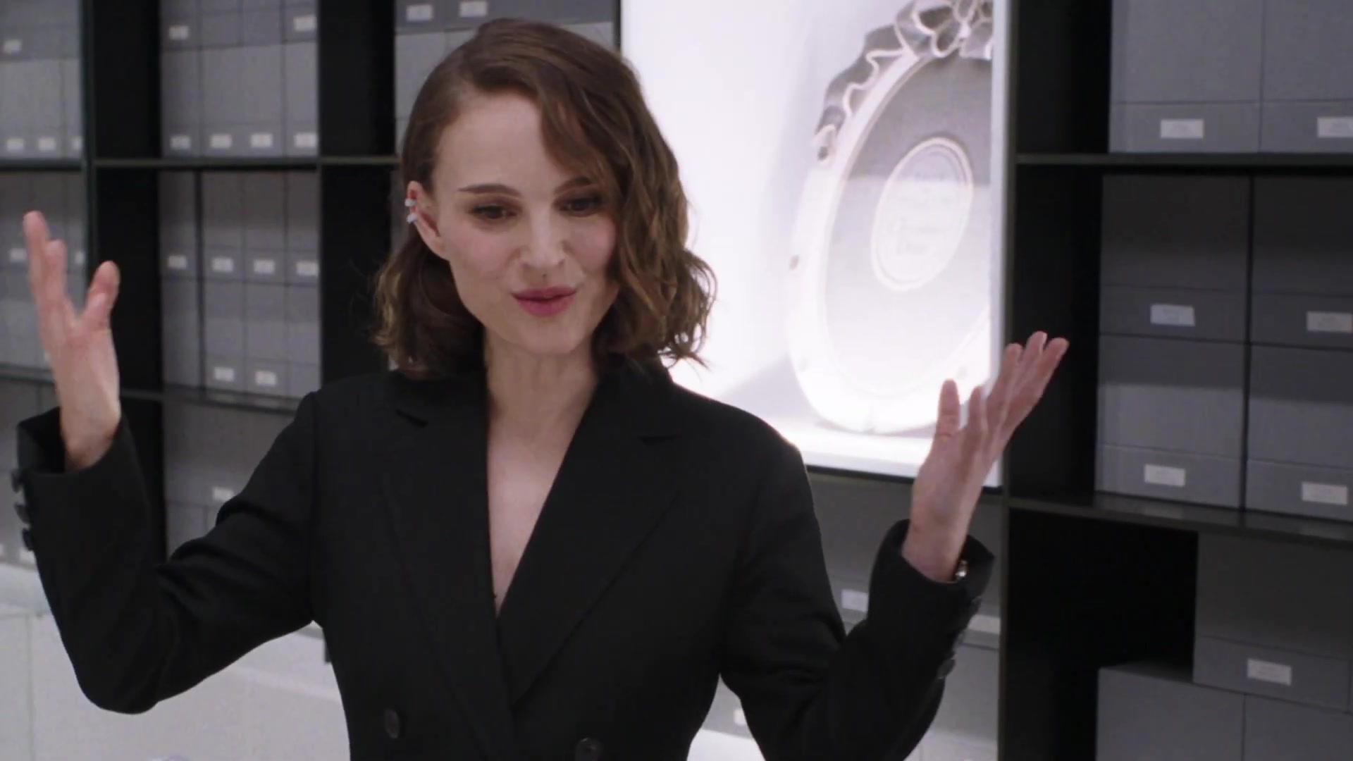 Miss_Dior_-_A_Miss_in_Paris_Episode_4-00_00_46_600.jpeg