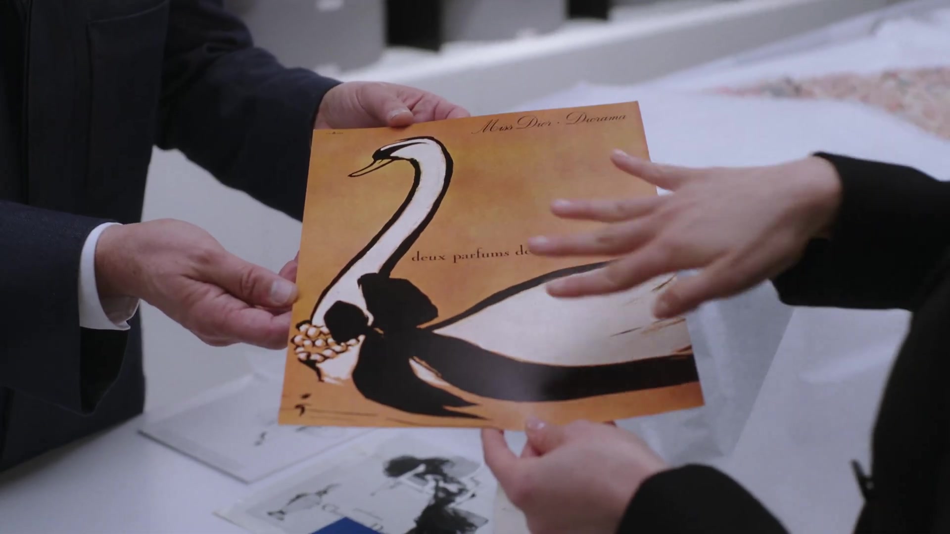 Miss_Dior_-_A_Miss_in_Paris_Episode_4-00_01_01_160.jpeg