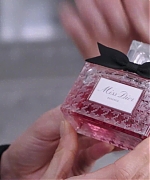 Miss_Dior_-_A_Miss_in_Paris_Episode_4-00_00_25_960.jpeg