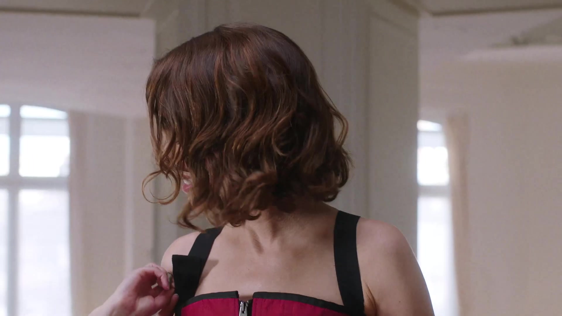 Miss_Dior_-_A_Miss_in_Paris_Episode_5-00_00_07_000.jpeg