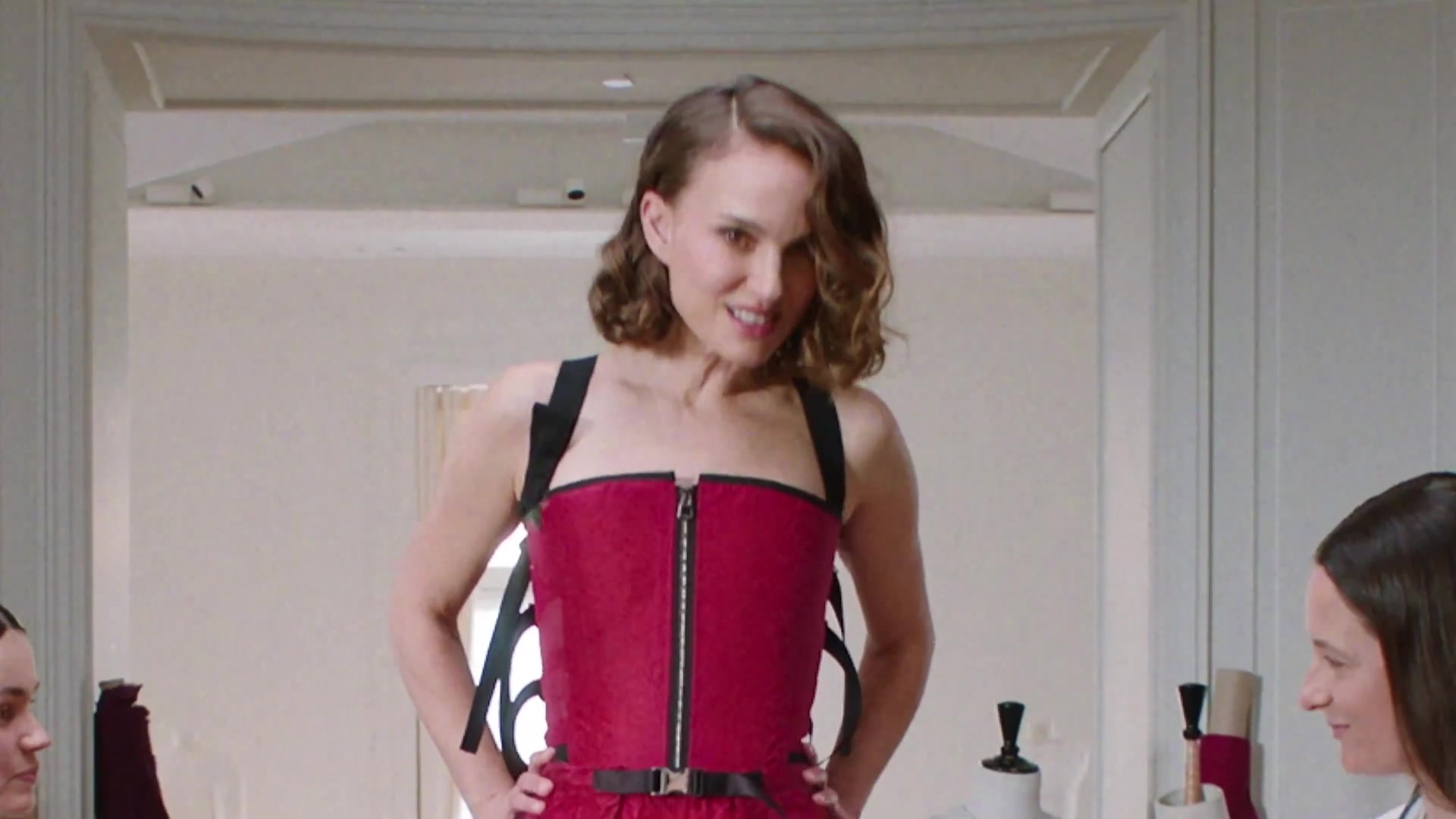 Miss_Dior_-_A_Miss_in_Paris_Episode_5-00_00_09_400.jpeg