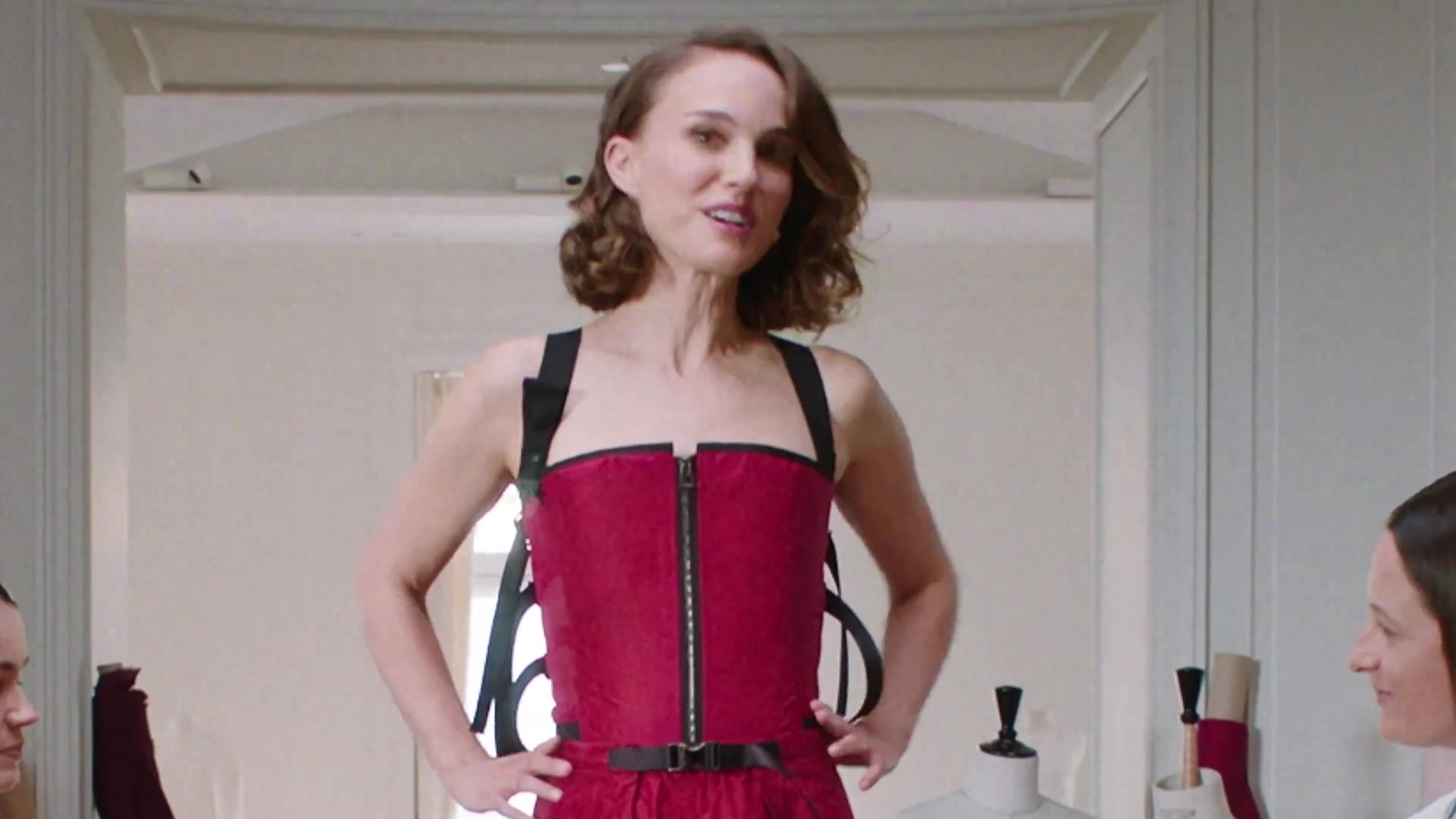 Miss_Dior_-_A_Miss_in_Paris_Episode_5-00_00_09_720.jpeg Miss_Dior_-_A_Miss_in_Paris_Episode_5-00_00_09_720.jpeg