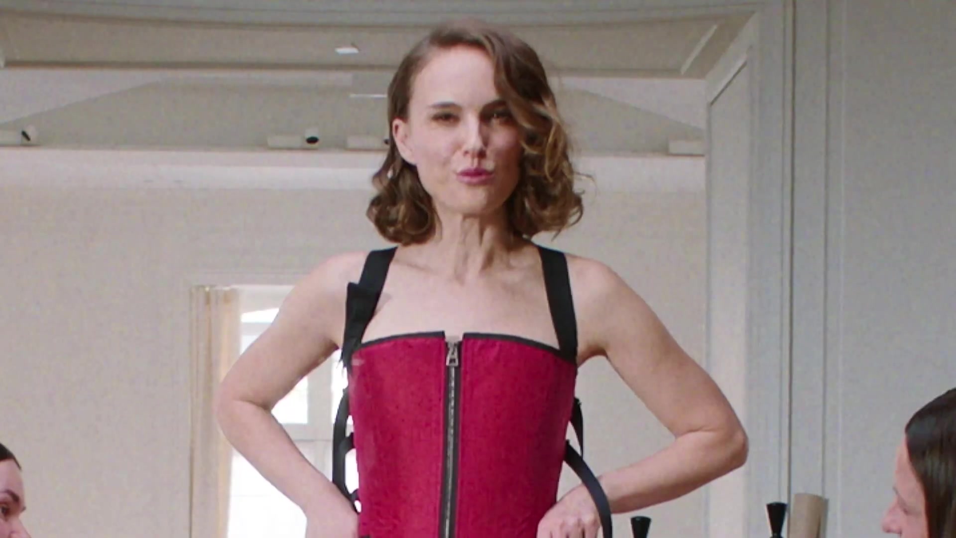 Miss_Dior_-_A_Miss_in_Paris_Episode_5-00_00_13_160.jpeg