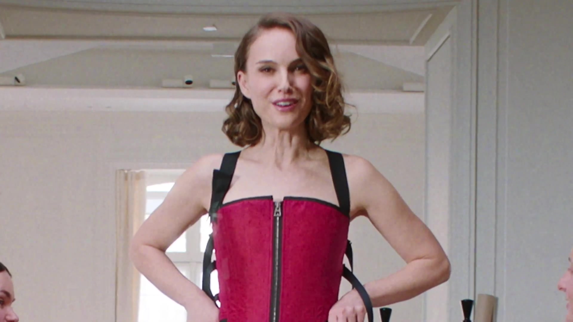 Miss_Dior_-_A_Miss_in_Paris_Episode_5-00_00_13_880.jpeg