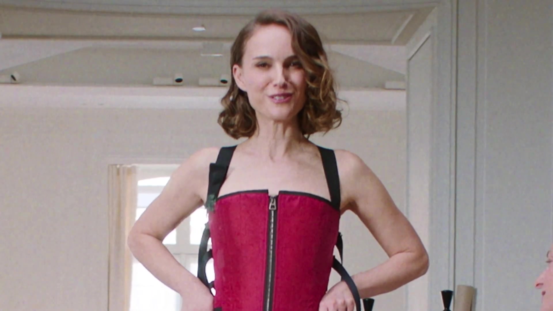 Miss_Dior_-_A_Miss_in_Paris_Episode_5-00_00_14_600.jpeg