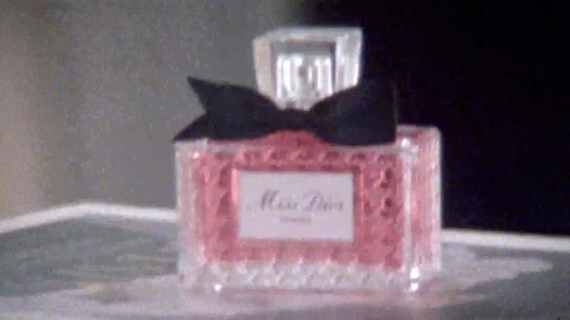 Miss_Dior_-_A_Miss_in_Paris_Episode_5-00_00_22_520.jpeg
