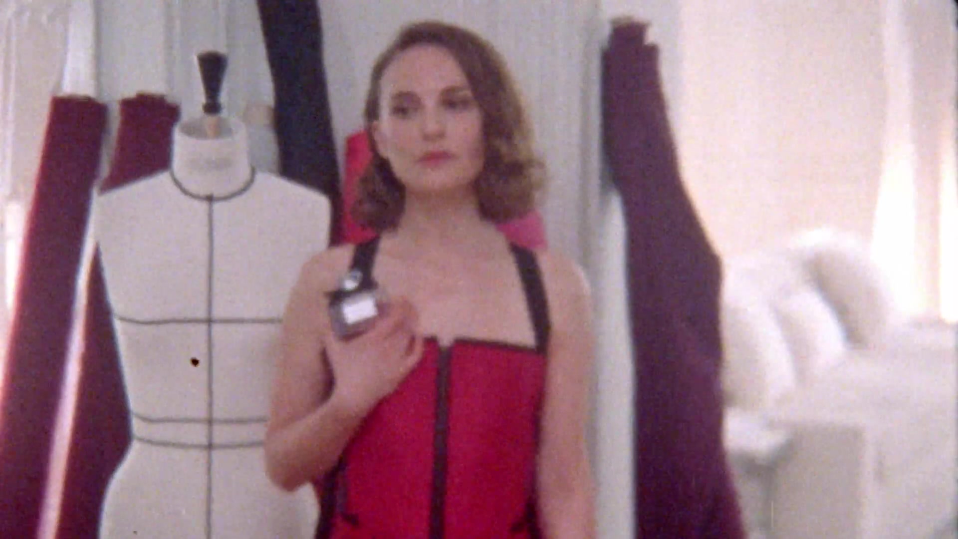 Miss_Dior_-_A_Miss_in_Paris_Episode_5-00_00_25_720.jpeg Miss_Dior_-_A_Miss_in_Paris_Episode_5-00_00_25_720.jpeg
