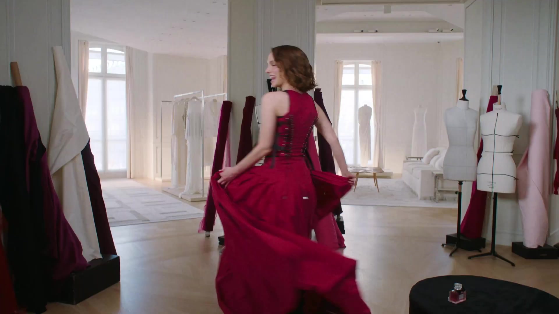 Miss_Dior_-_A_Miss_in_Paris_Episode_5-00_00_36_520.jpeg