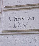 Miss_Dior_-_A_Miss_in_Paris_Episode_5-00_00_00_200.jpeg