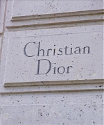 Miss_Dior_-_A_Miss_in_Paris_Episode_5-00_00_00_280.jpeg