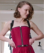 Miss_Dior_-_A_Miss_in_Paris_Episode_5-00_00_11_000.jpeg