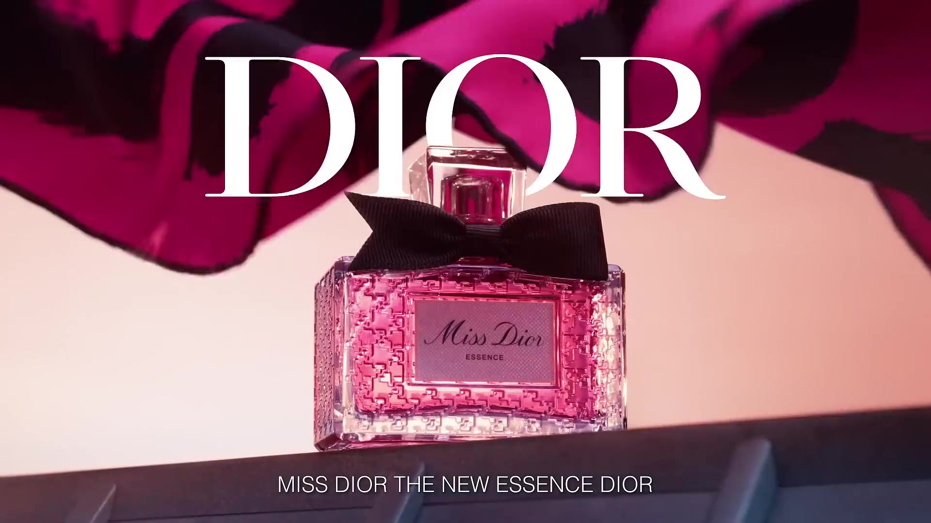 The_New_Miss_Dior_Essence-00_00_27_240.jpeg