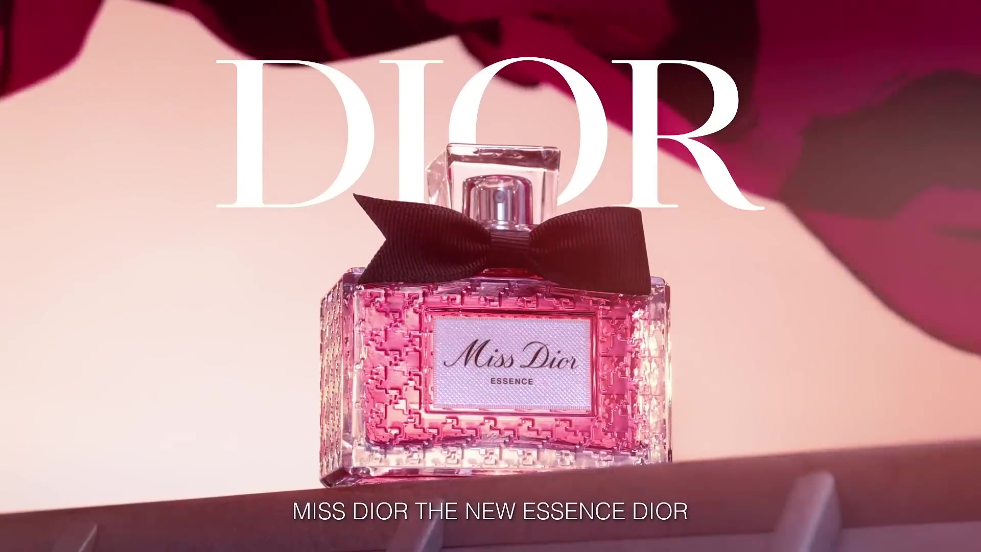 The_New_Miss_Dior_Essence-00_00_28_040.jpeg