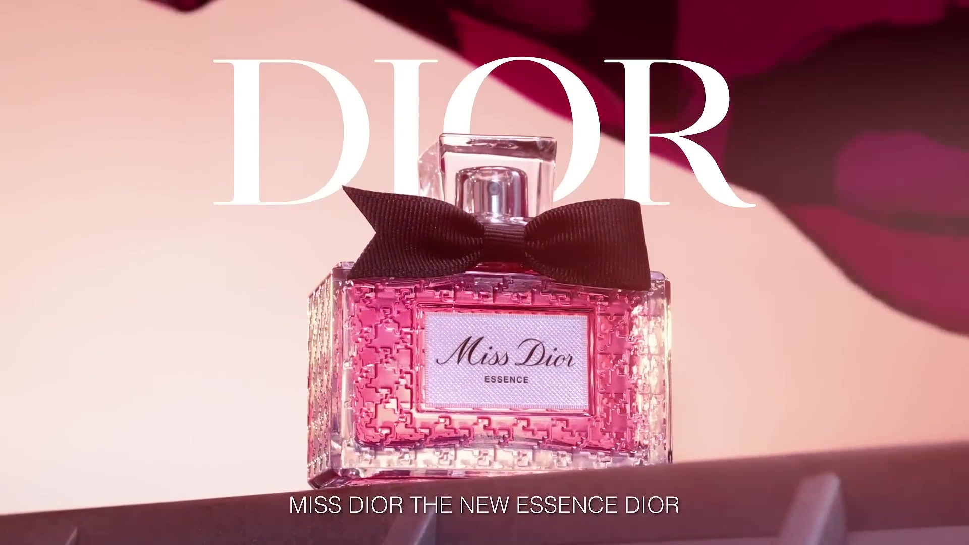 The_New_Miss_Dior_Essence-00_00_28_640.jpeg