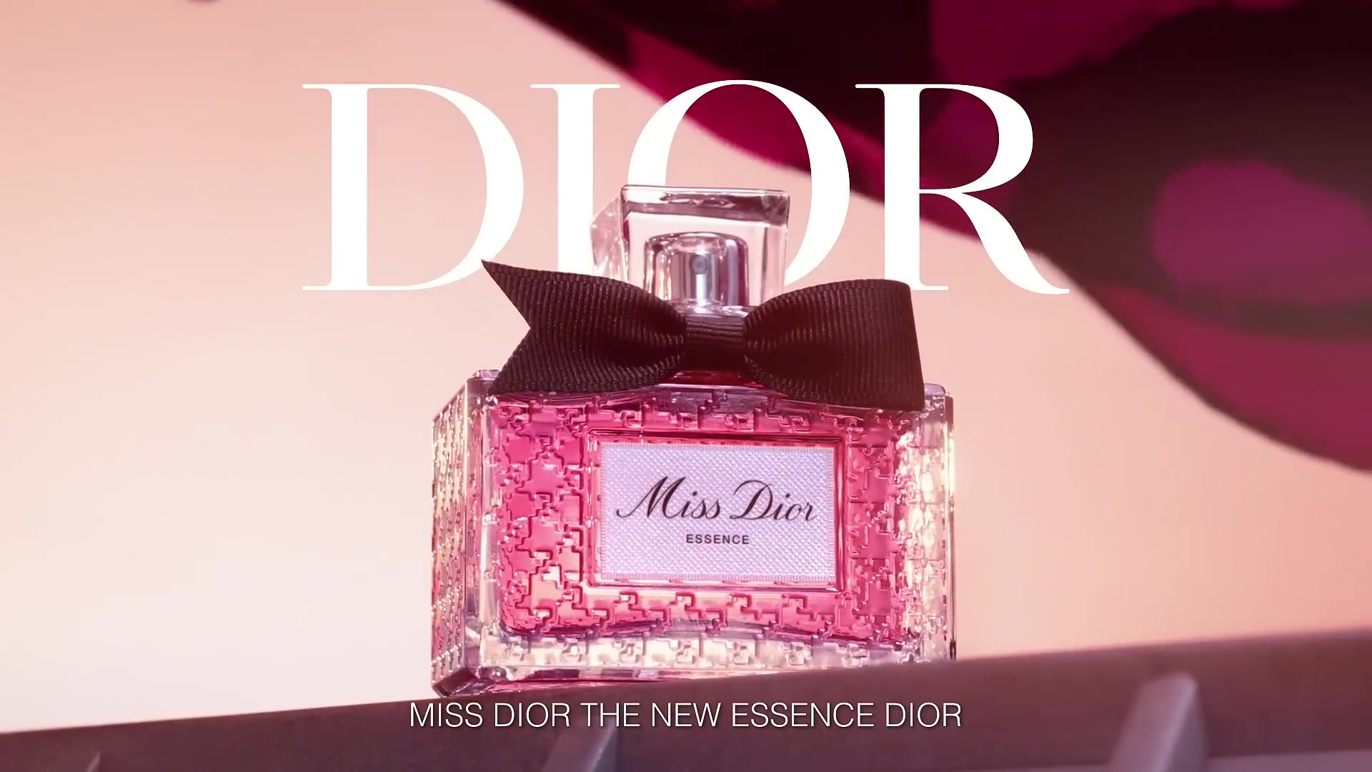 The_New_Miss_Dior_Essence-00_00_28_840.jpeg