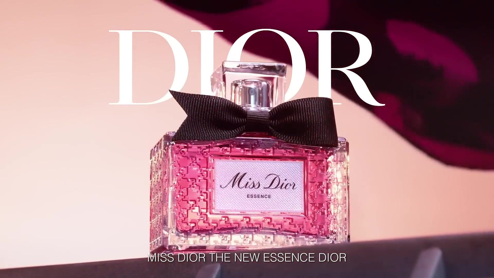 The_New_Miss_Dior_Essence-00_00_29_640.jpeg