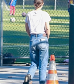 018.jpg