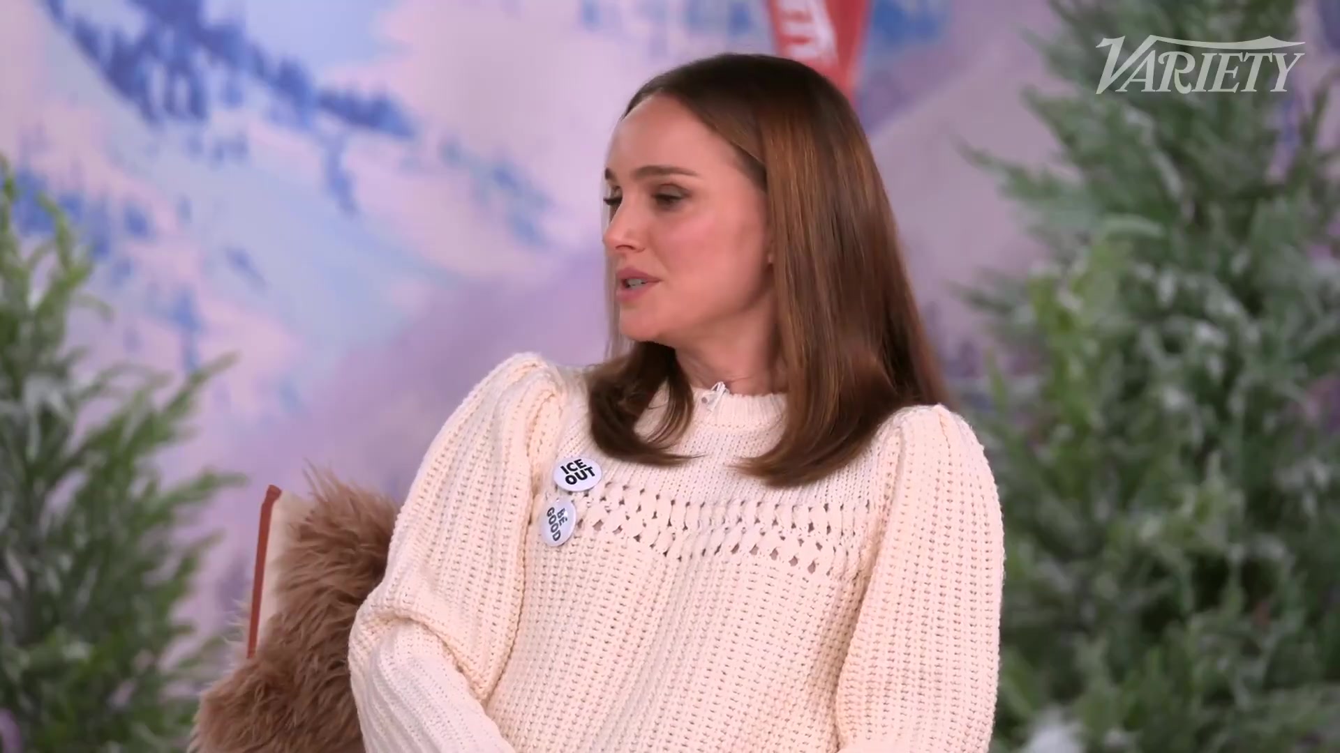 Natalie_Portman_Calls_Out_Awards_Snubs_for_Women-00_00_13_013.jpeg