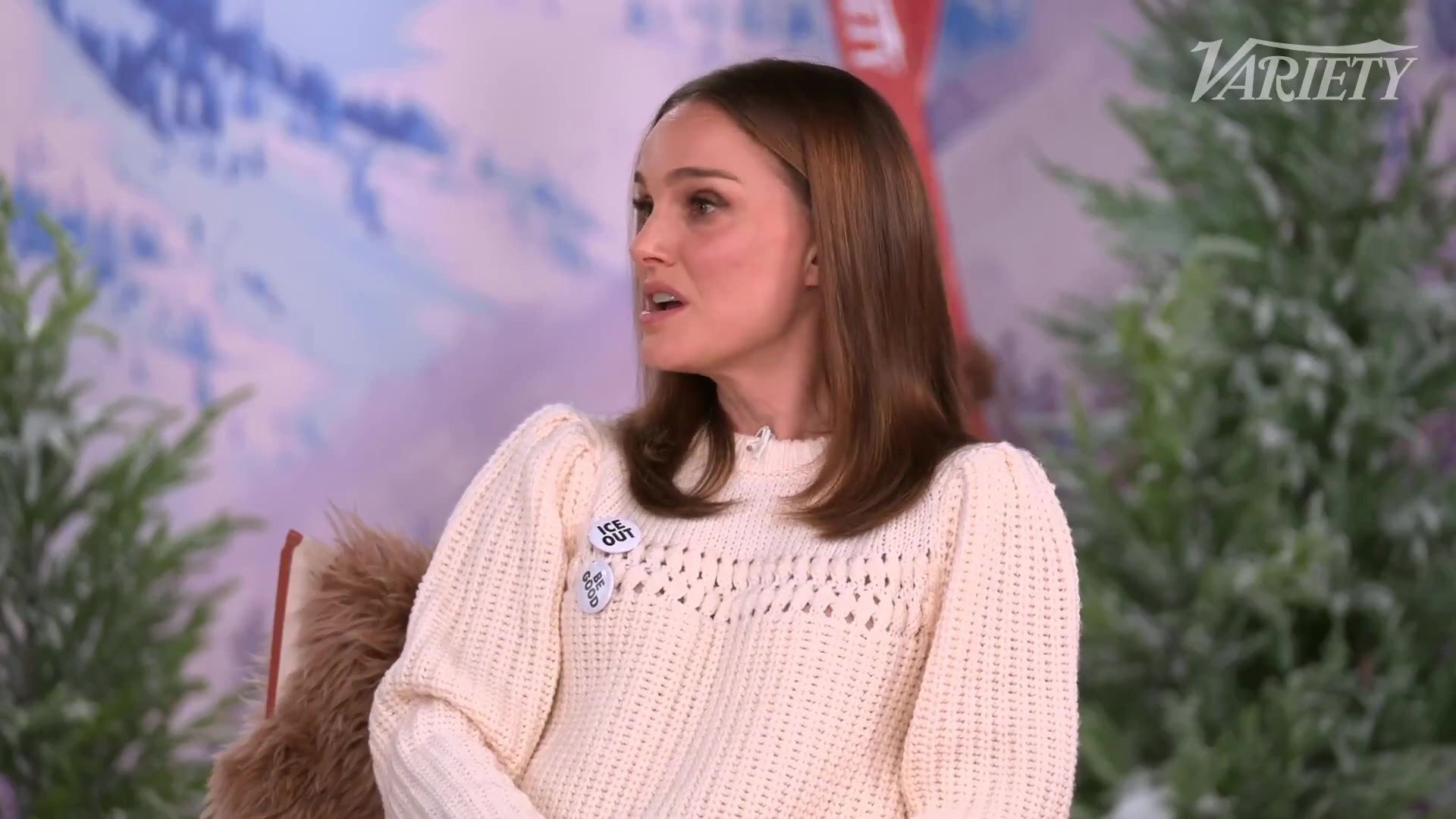 Natalie_Portman_Calls_Out_Awards_Snubs_for_Women-00_00_32_266.jpeg