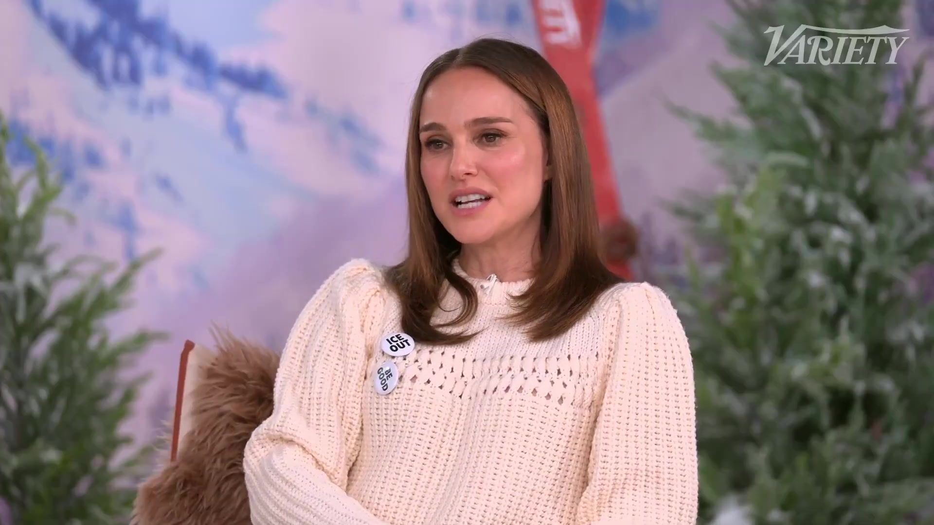 Natalie_Portman_Calls_Out_Awards_Snubs_for_Women-00_00_55_122.jpeg